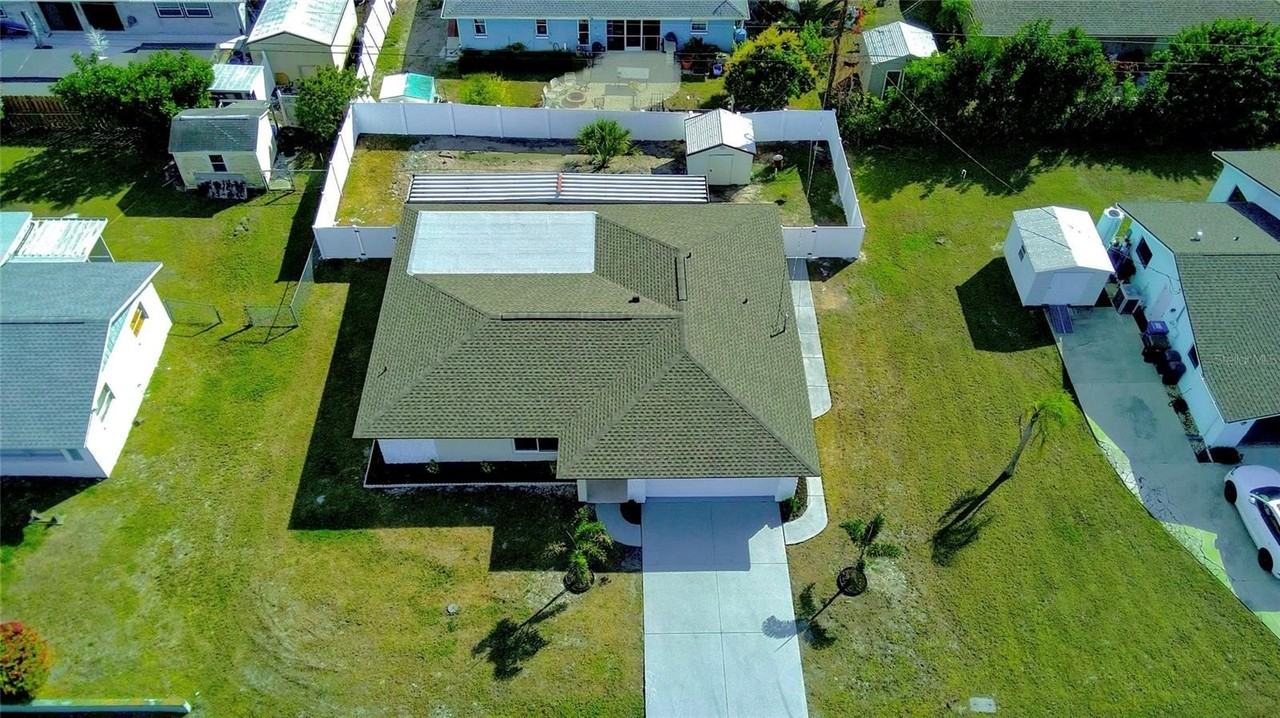 1461 Royal Rd - Photo 4 of 50