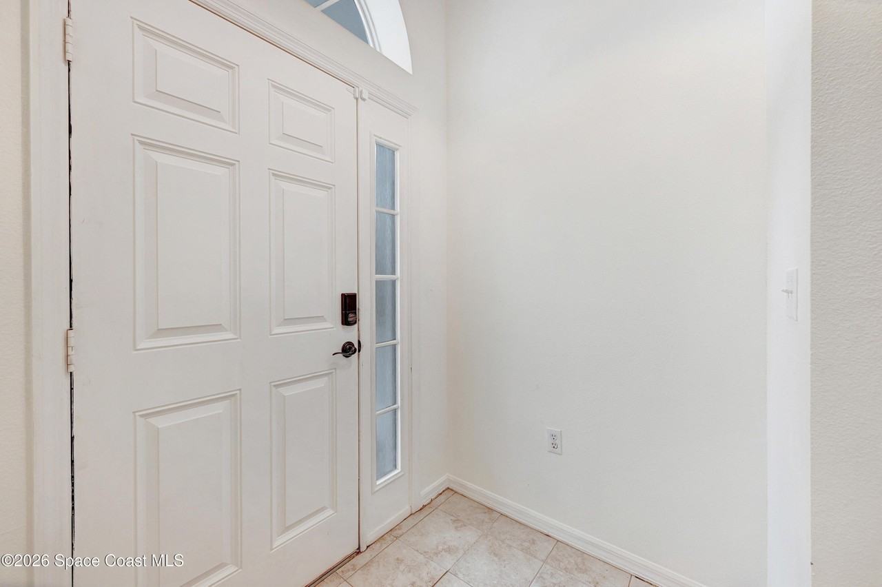 1652 La Maderia Dr Sw - Photo 6 of 40