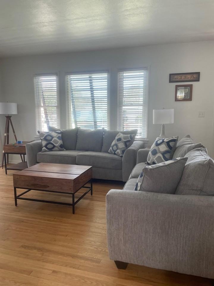 48 N Saint Augustine Blvd - Photo 3 of 34