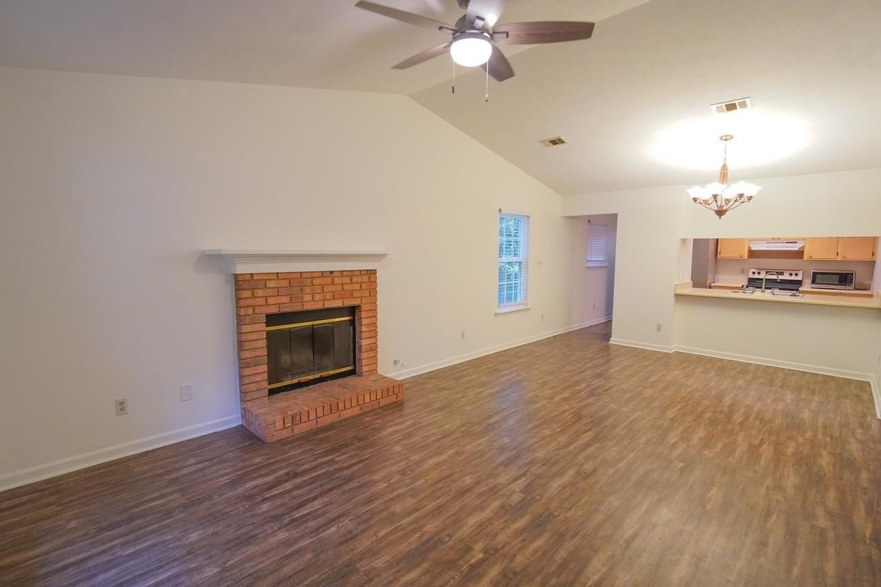 2418 Ian Dr - Photo 2 of 22