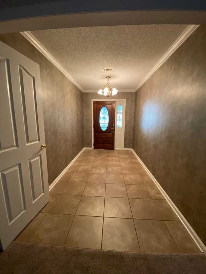 3008 Harpers Ferry Dr - Photo 5 of 35