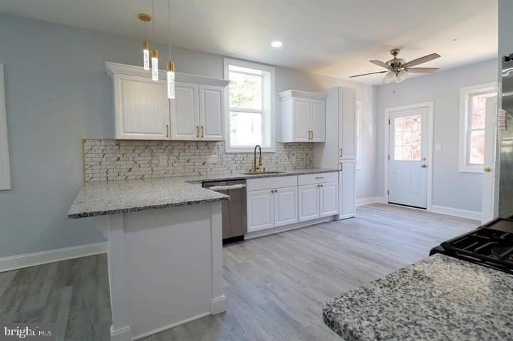 523 W 26th St - Photo 5 of 21