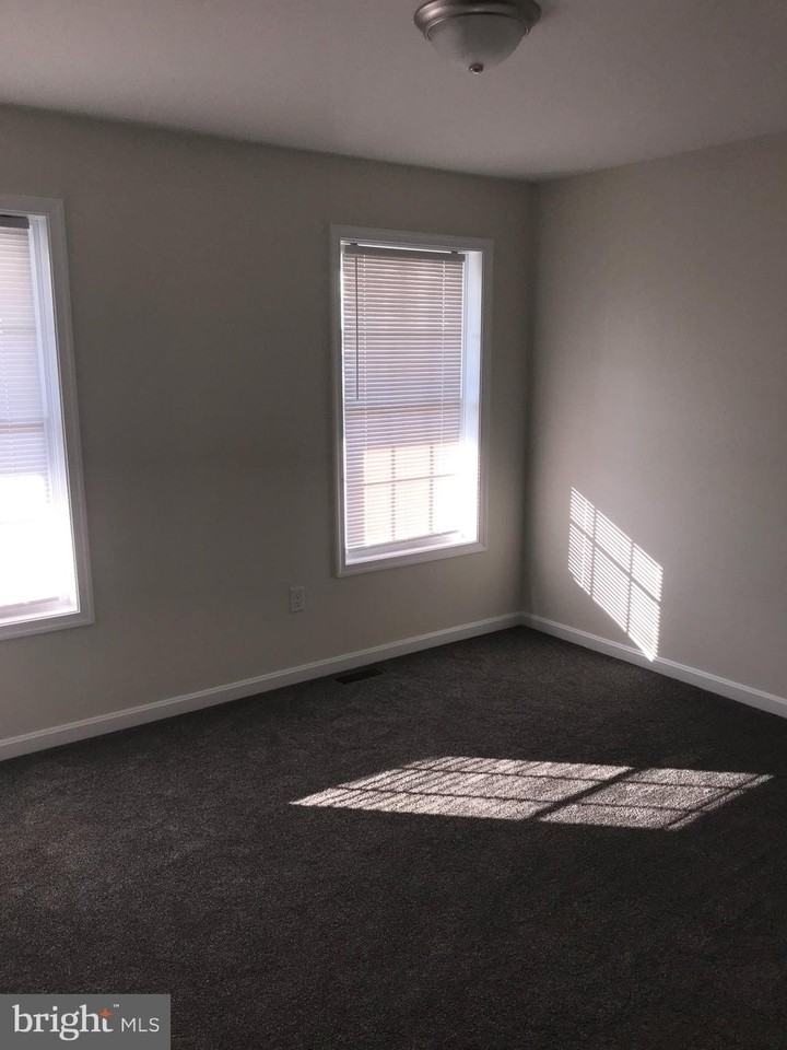 4433 Seashore Hwy - Photo 4 of 20