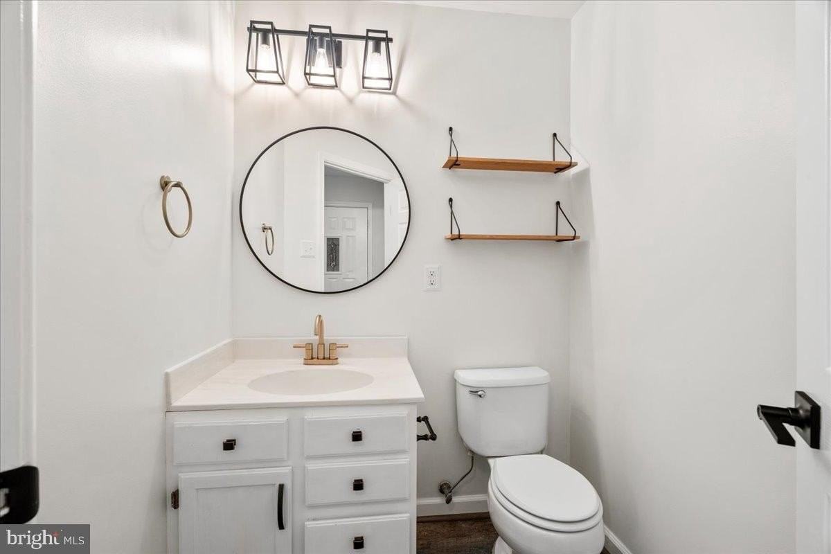 5227 Regal Ct - Photo 7 of 29