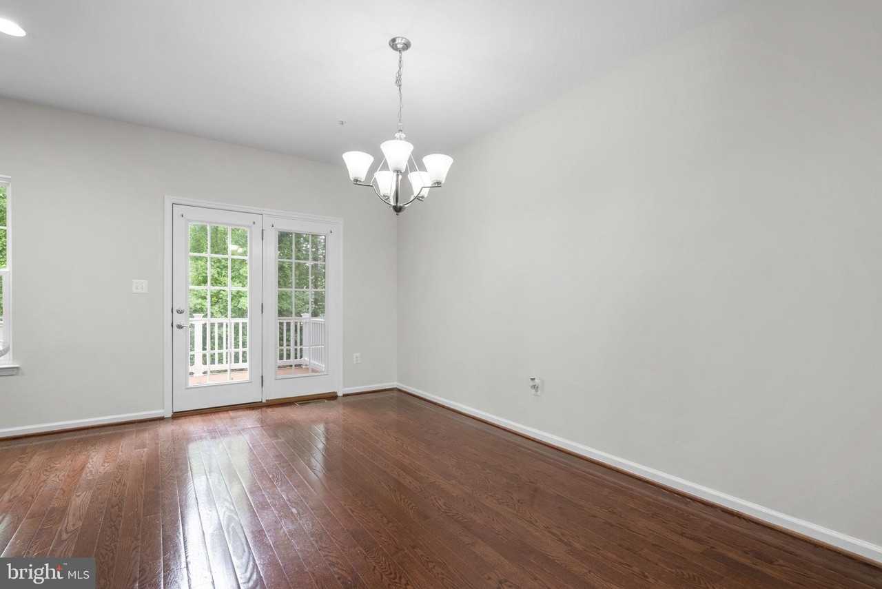 8621 Enoch Pratt Dr - Photo 2 of 30