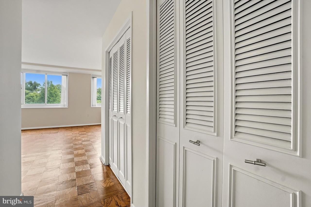10500 Rockville Pike #605 - Photo 3 of 38