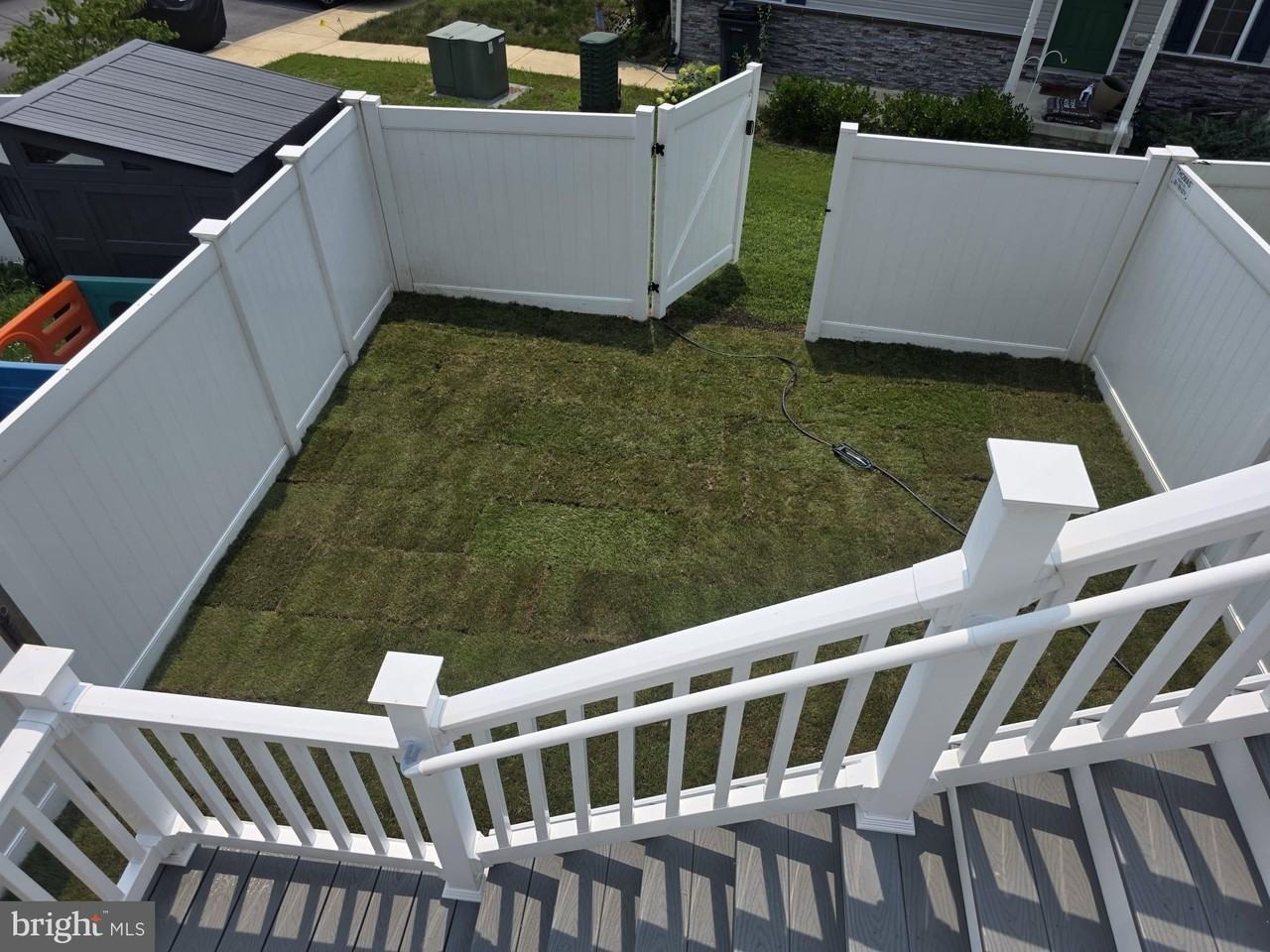 45632 Bethfield Way - Photo 2 of 4