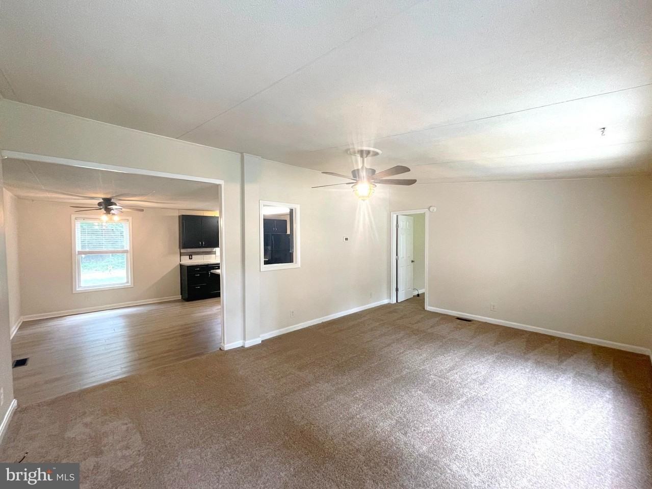 39819 Lady Baltimore Ave - Photo 3 of 25