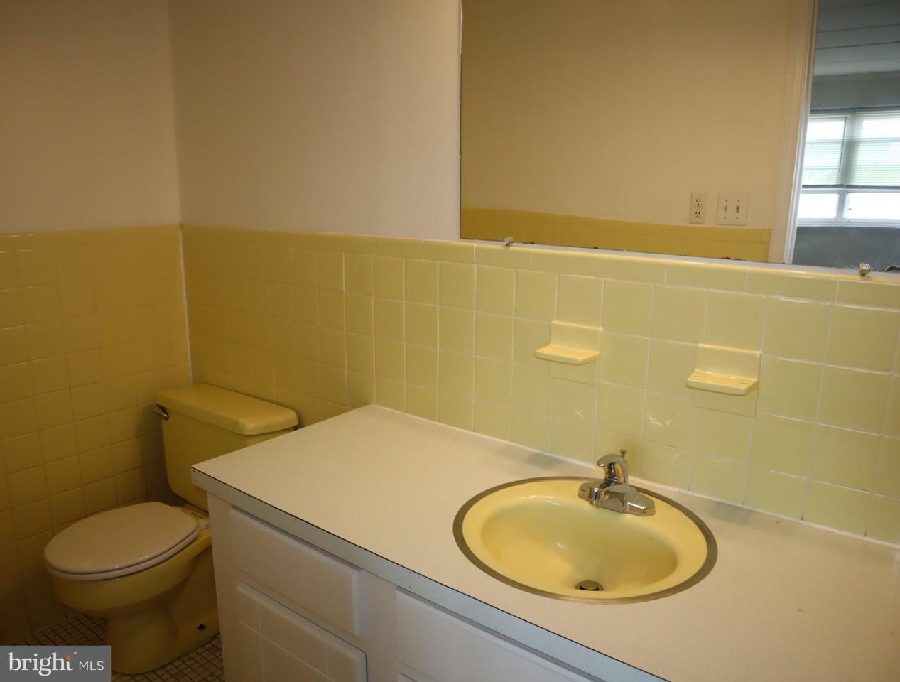 319 Camden Ave #F - Photo 5 of 13