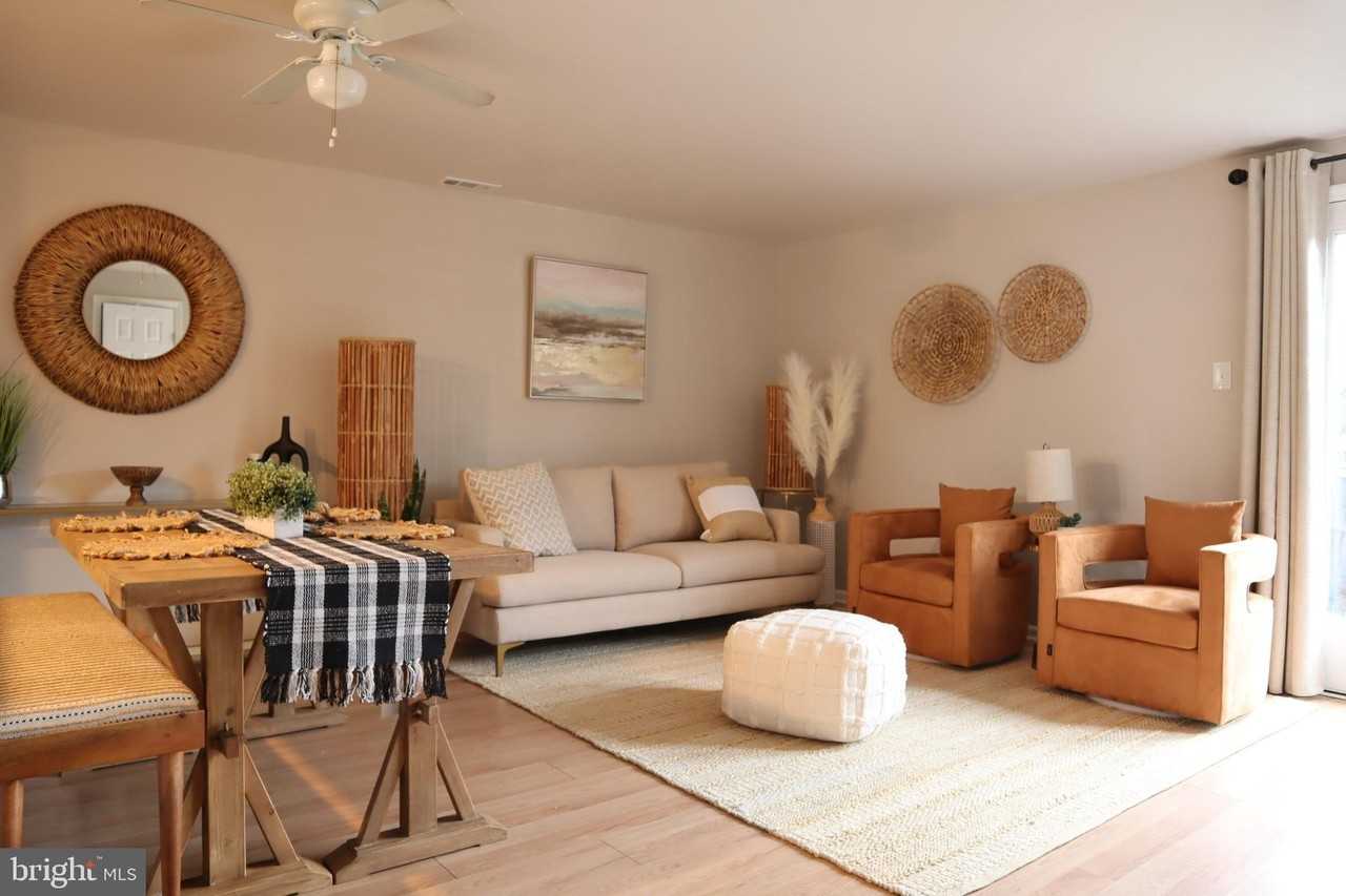 39 Victoria Manor Ct - Photo 3 of 13