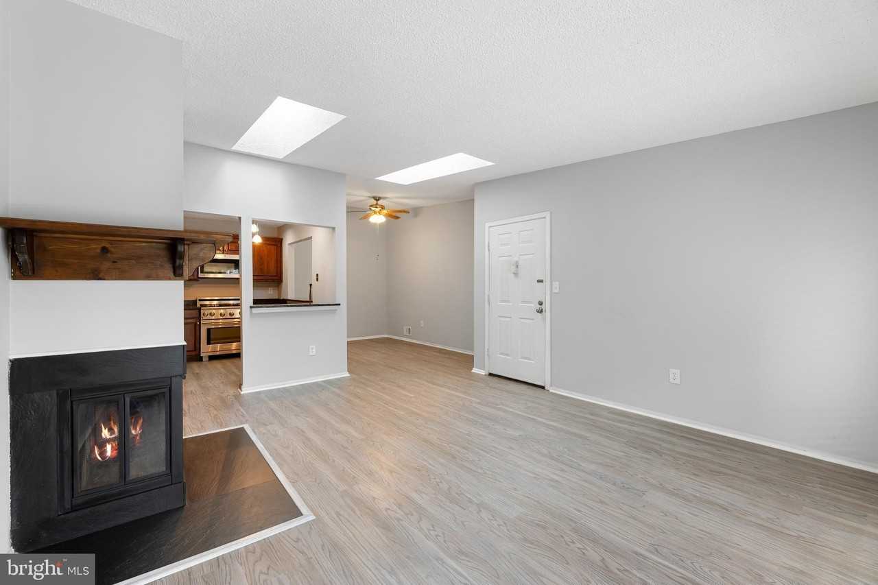 9 Mulberry Ct - Photo 3 of 20