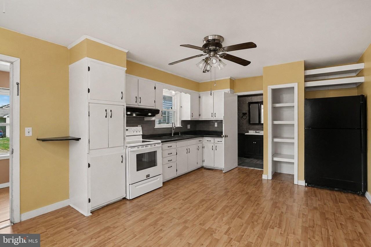 1272 Boiling Springs Rd - Photo 7 of 18