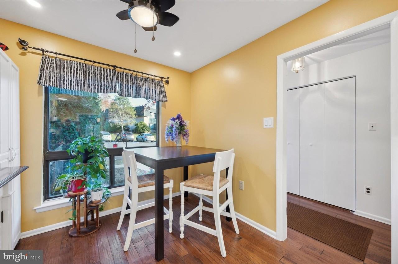 921 Putnam Blvd #113 - Photo 5 of 23