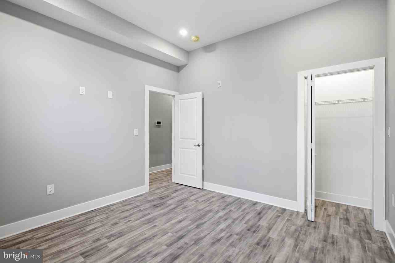 2500 N Mascher St #2 - Photo 7 of 19