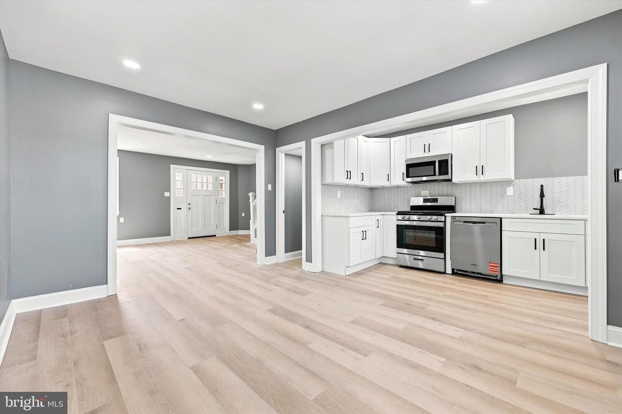 406 Kingsley St - Photo 5 of 18