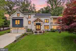 featured image of 5921 Chesterbrook Rd