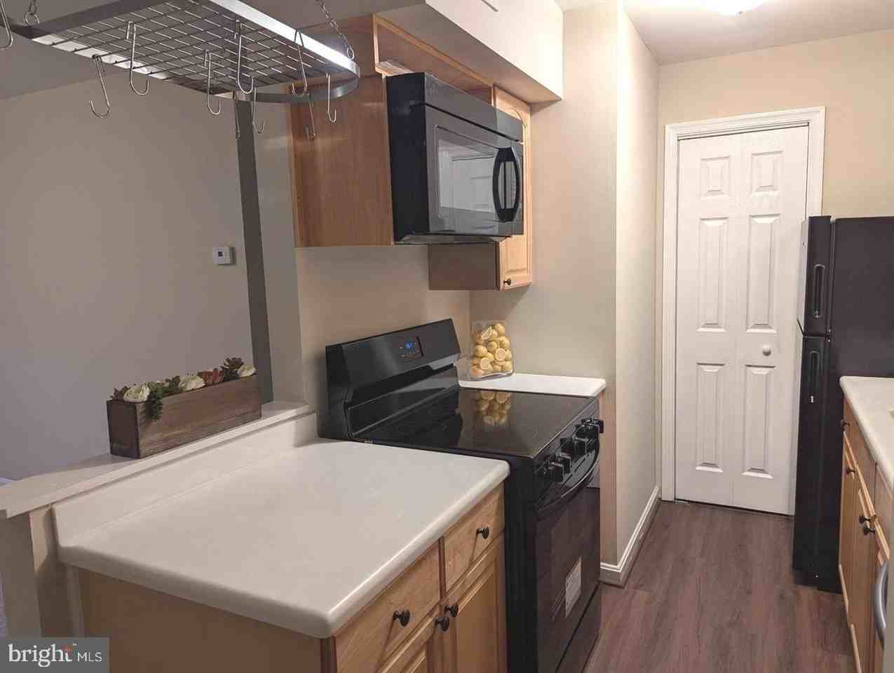 5900 Surrey Hill Pl Apt L #698 - Photo 5 of 25
