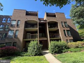 11212 Chestnut Grove Sq #115 - Photo 1 of 1