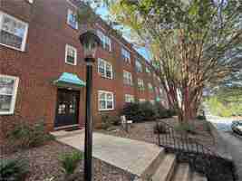 featured image of 1310 Glade St #33