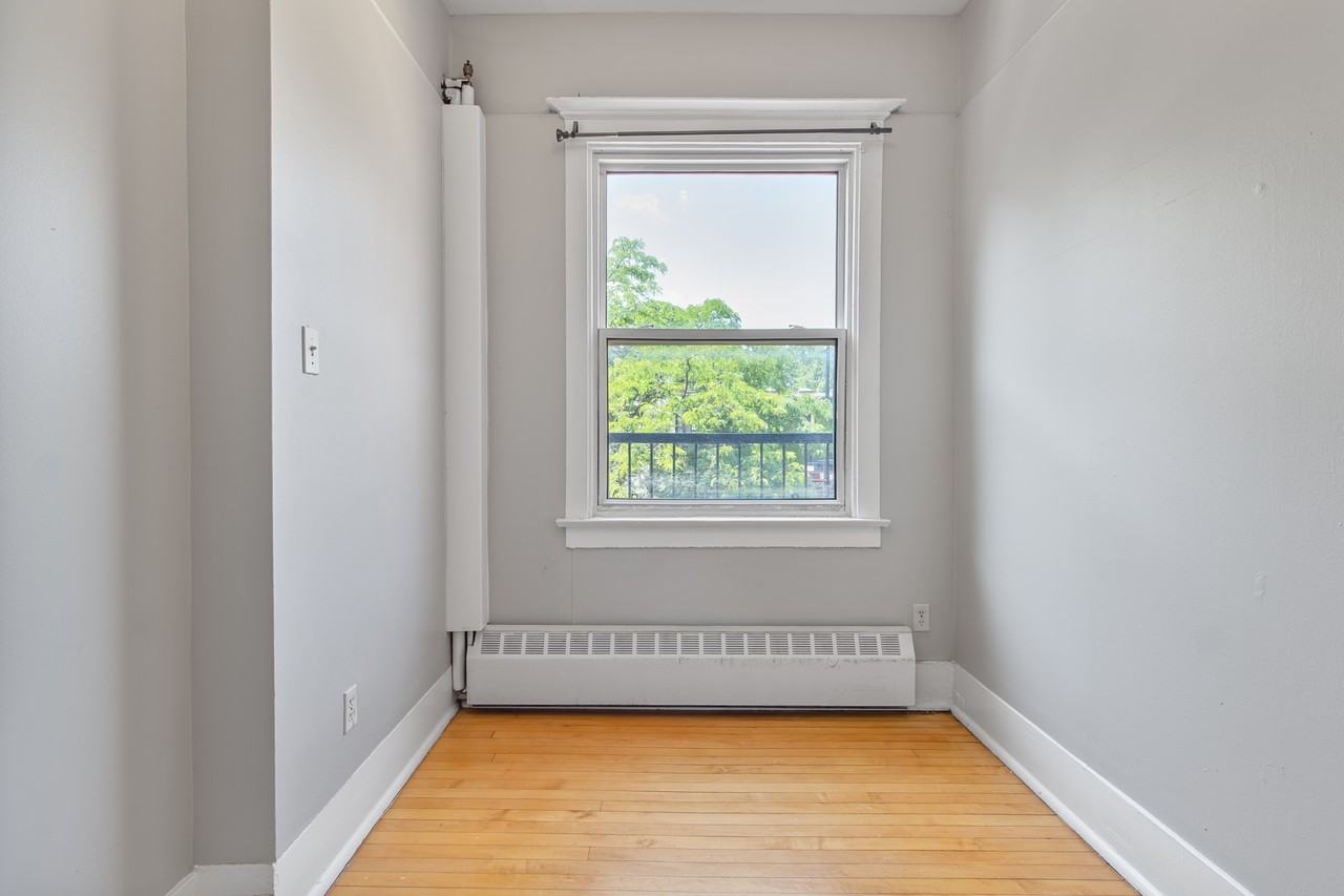 351 Elgin Street - Photo 5 of 14