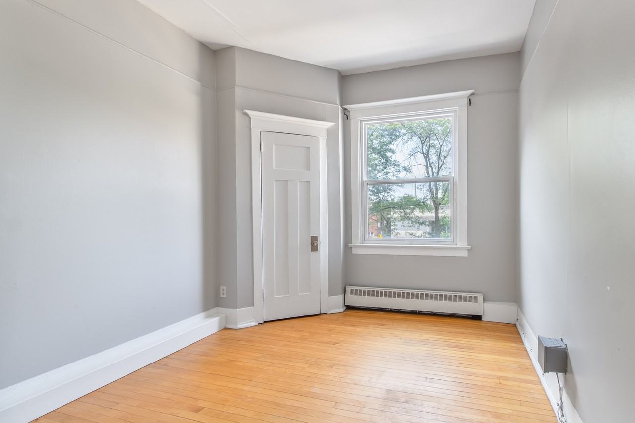 351 Elgin Street - Photo 7 of 14