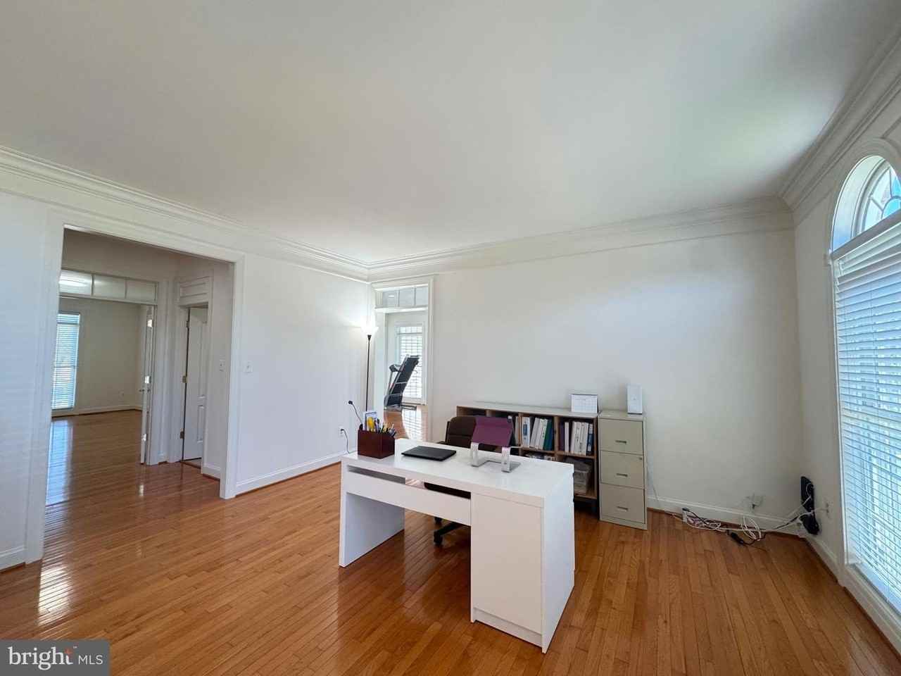 5117 Sante Fe Ct - Photo 7 of 50