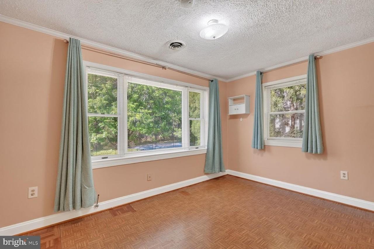 6013 Neilwood Dr - Photo 5 of 16