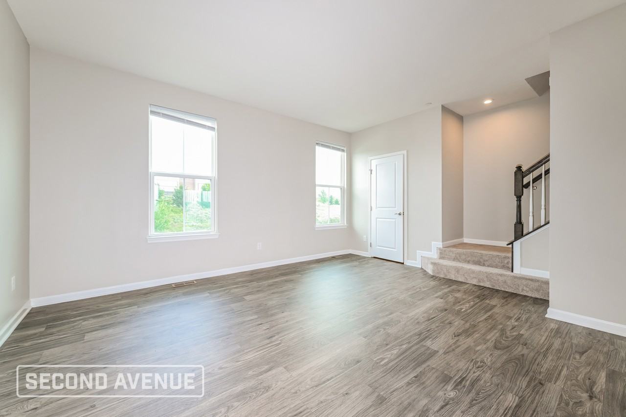 2028 Cade Dr - Photo 5 of 31