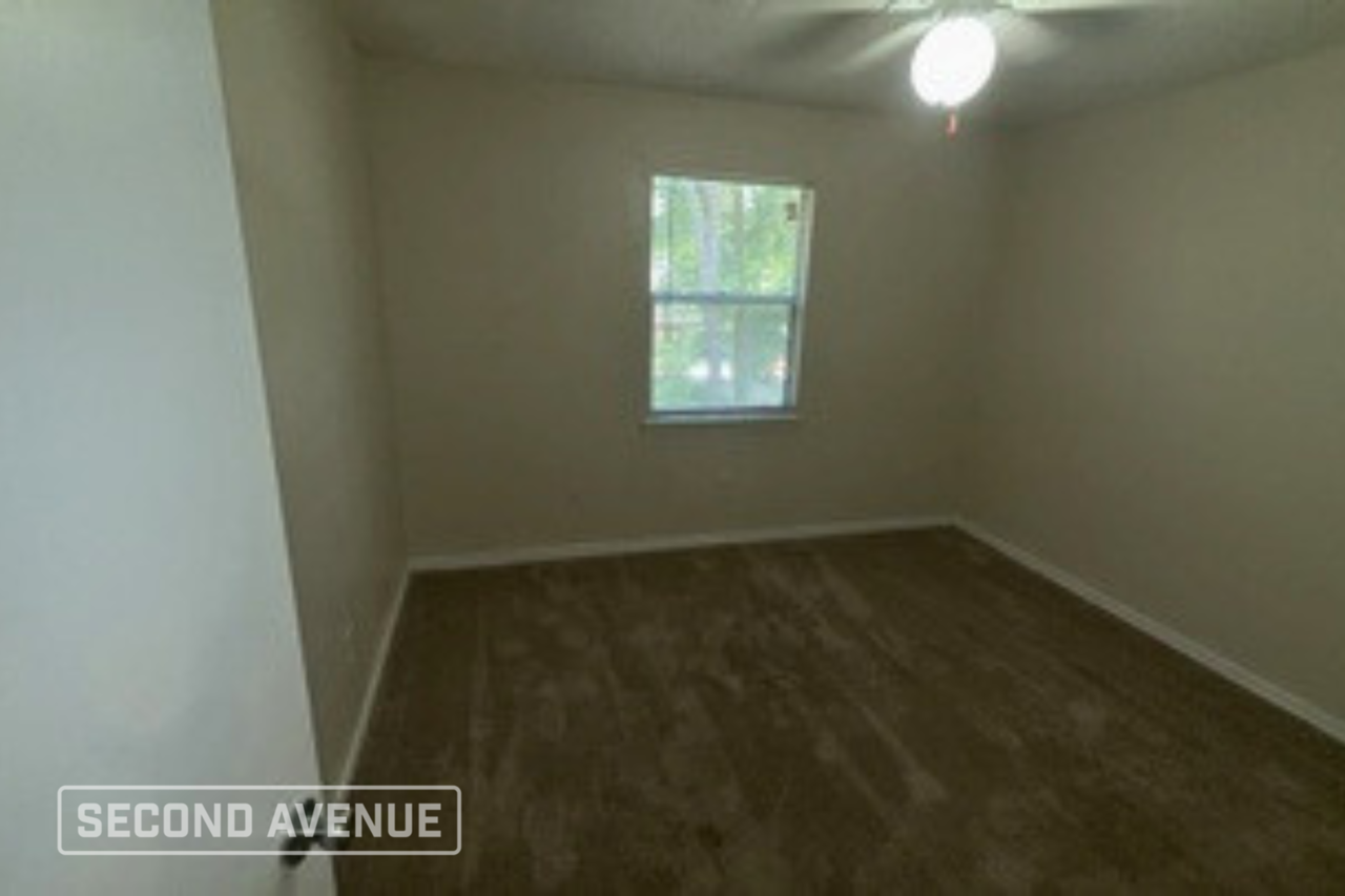 11728 Tanager Dr - Photo 6 of 12