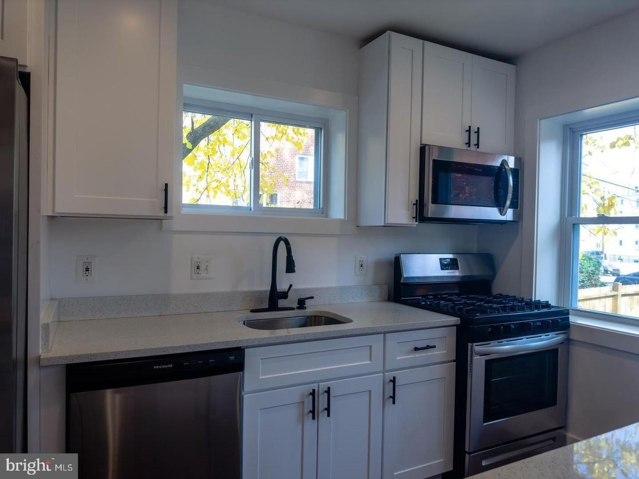 3326 12th St Se - Photo 7 of 21