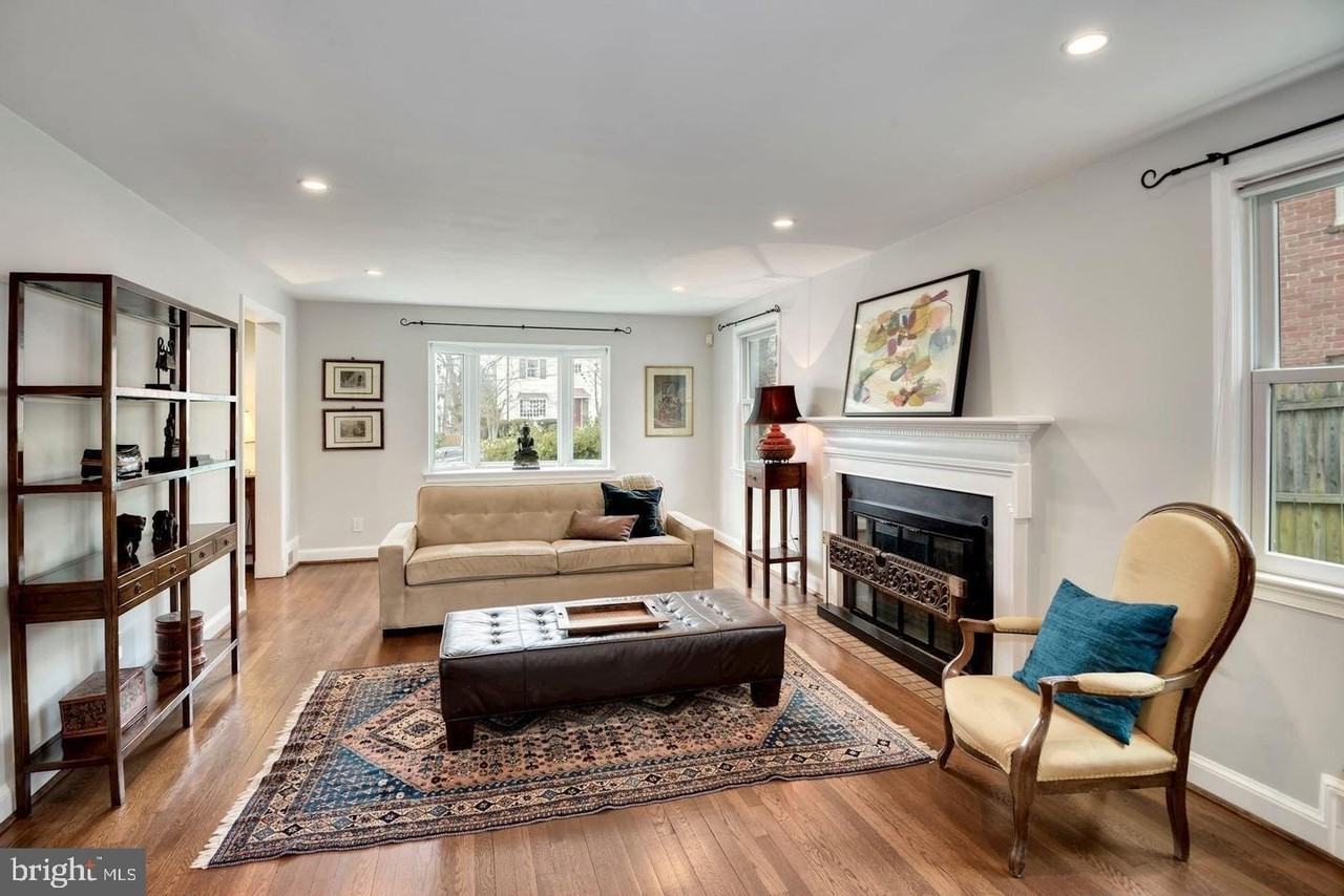 4708 Yuma St Nw - Photo 4 of 36