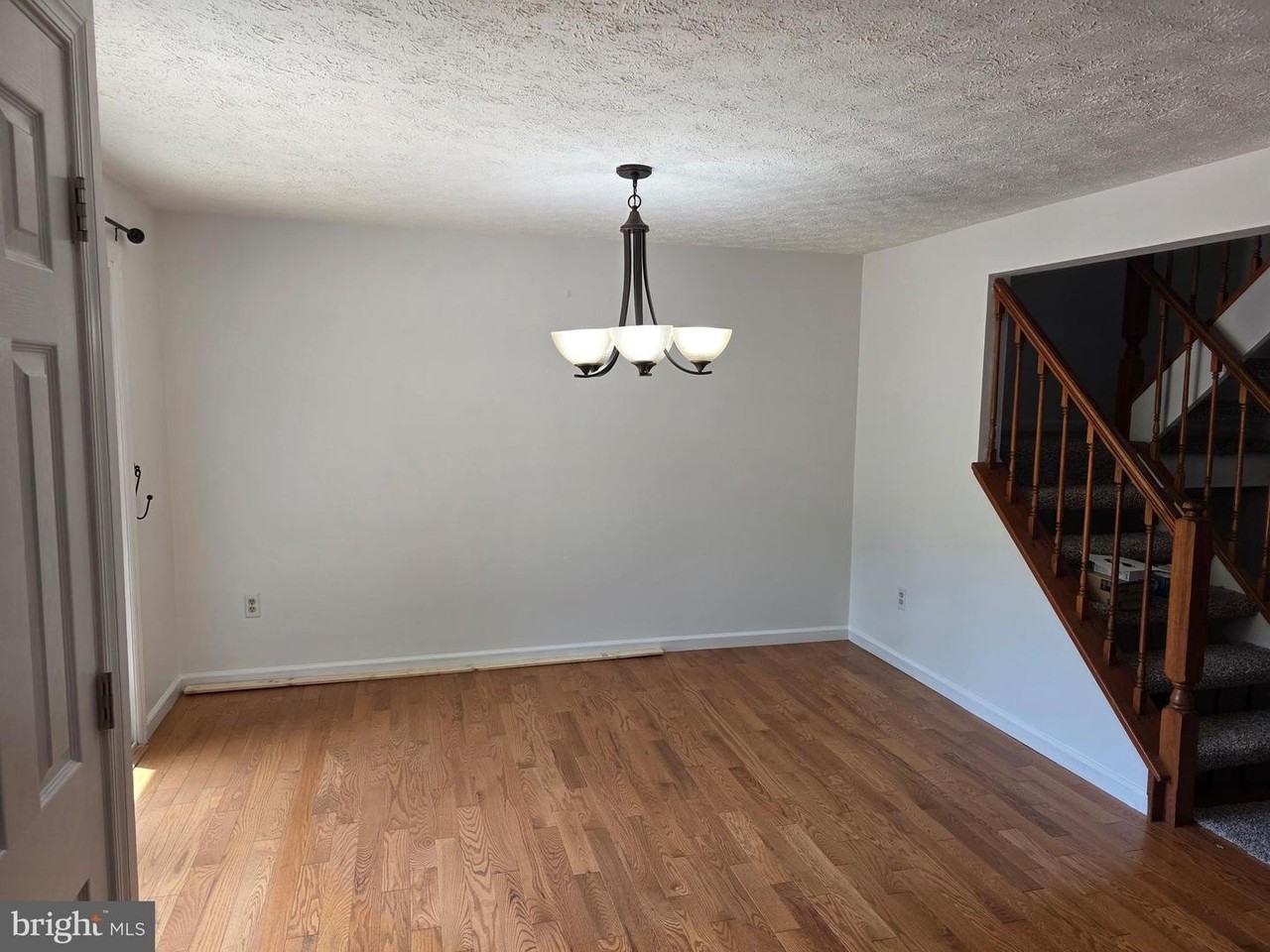 52 Chins Ct - Photo 4 of 31