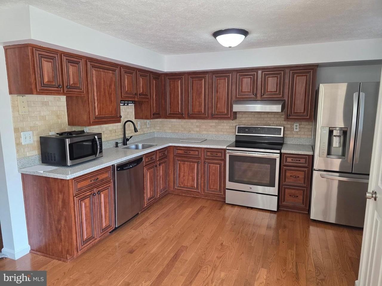 52 Chins Ct - Photo 7 of 31
