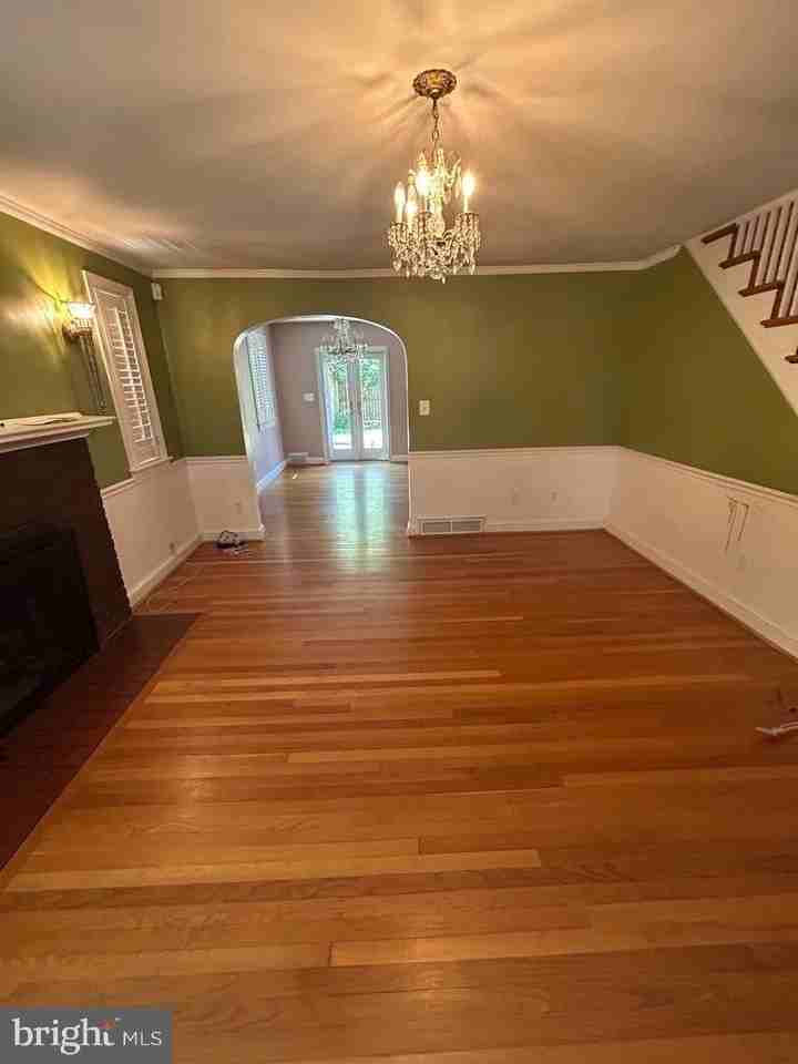 1322 Michigan Ave - Photo 3 of 13