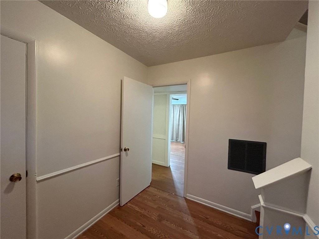 10505 Paddenswick Ct - Photo 5 of 6