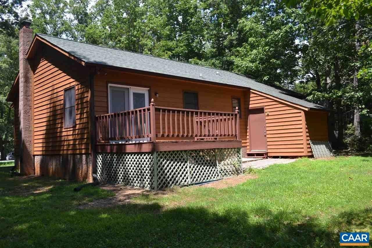 15 Englewood Dr - Photo 2 of 29