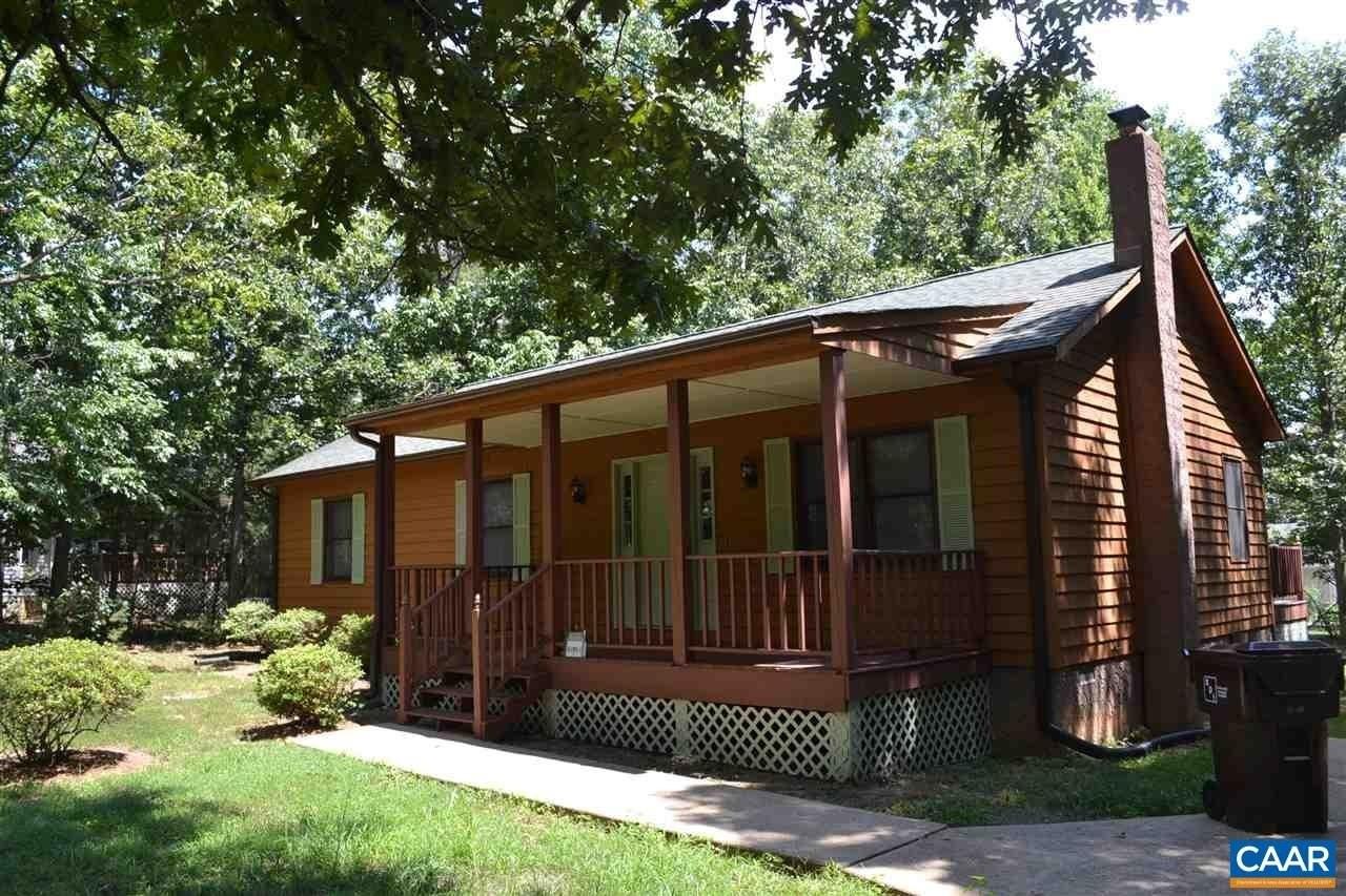 15 Englewood Dr - Photo 3 of 29