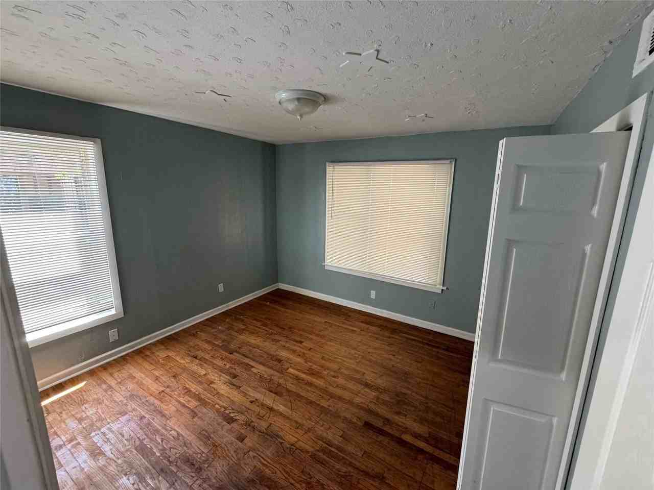 5000 Jerri Ln - Photo 6 of 9