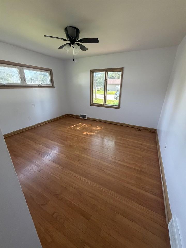 1326 14th Street - Photo 5 of 9