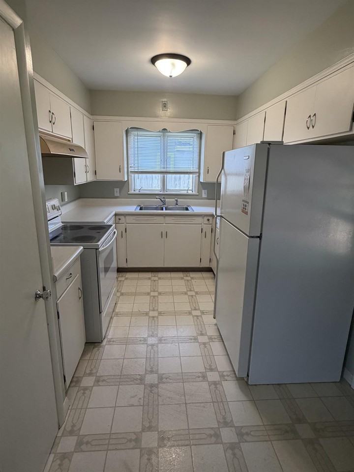 1326 14th Street - Photo 2 of 9