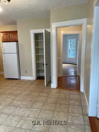 87 Pond St - Photo 5 of 18