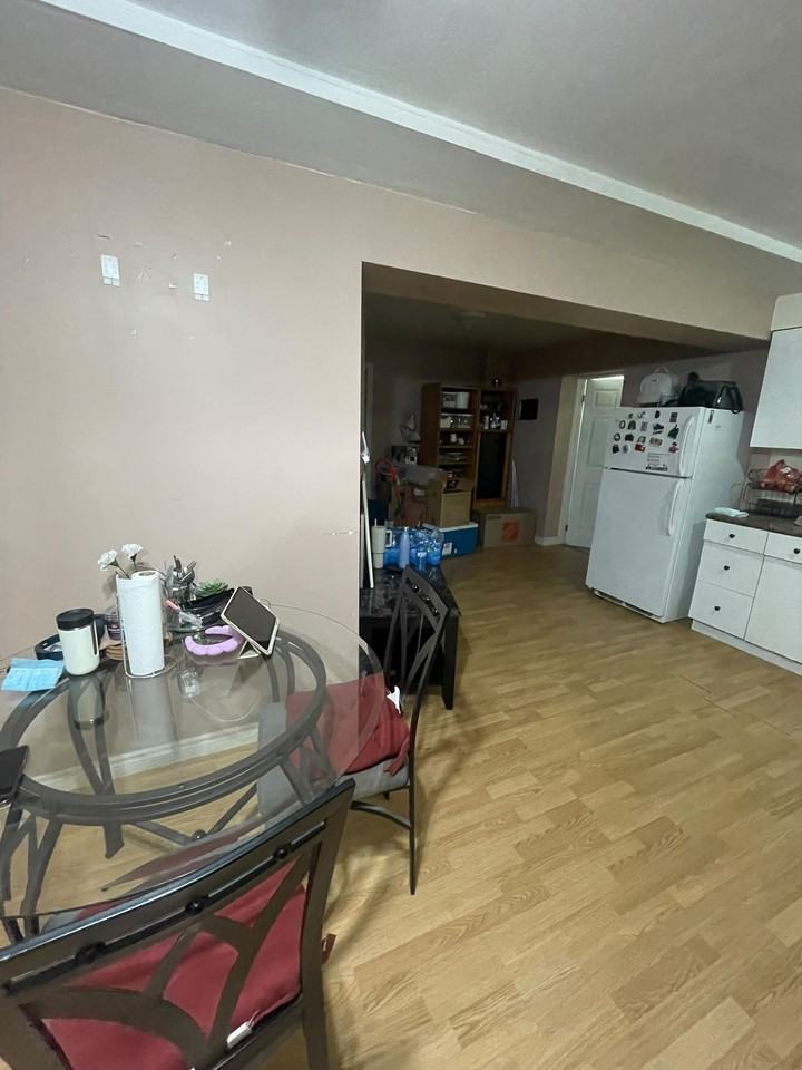 267 Mackie Pl - Photo 5 of 12