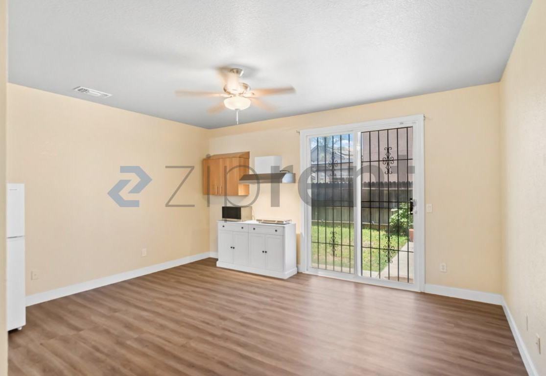 382 Pestana Ave - Photo 6 of 19