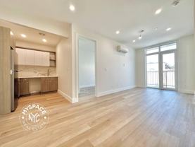 2716 21st St #4B - Photo 1 of 1