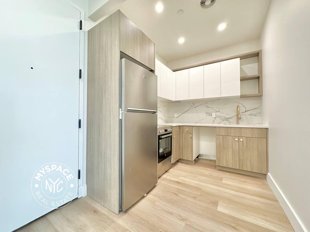 2716 21st St #4B - Photo 4 of 10