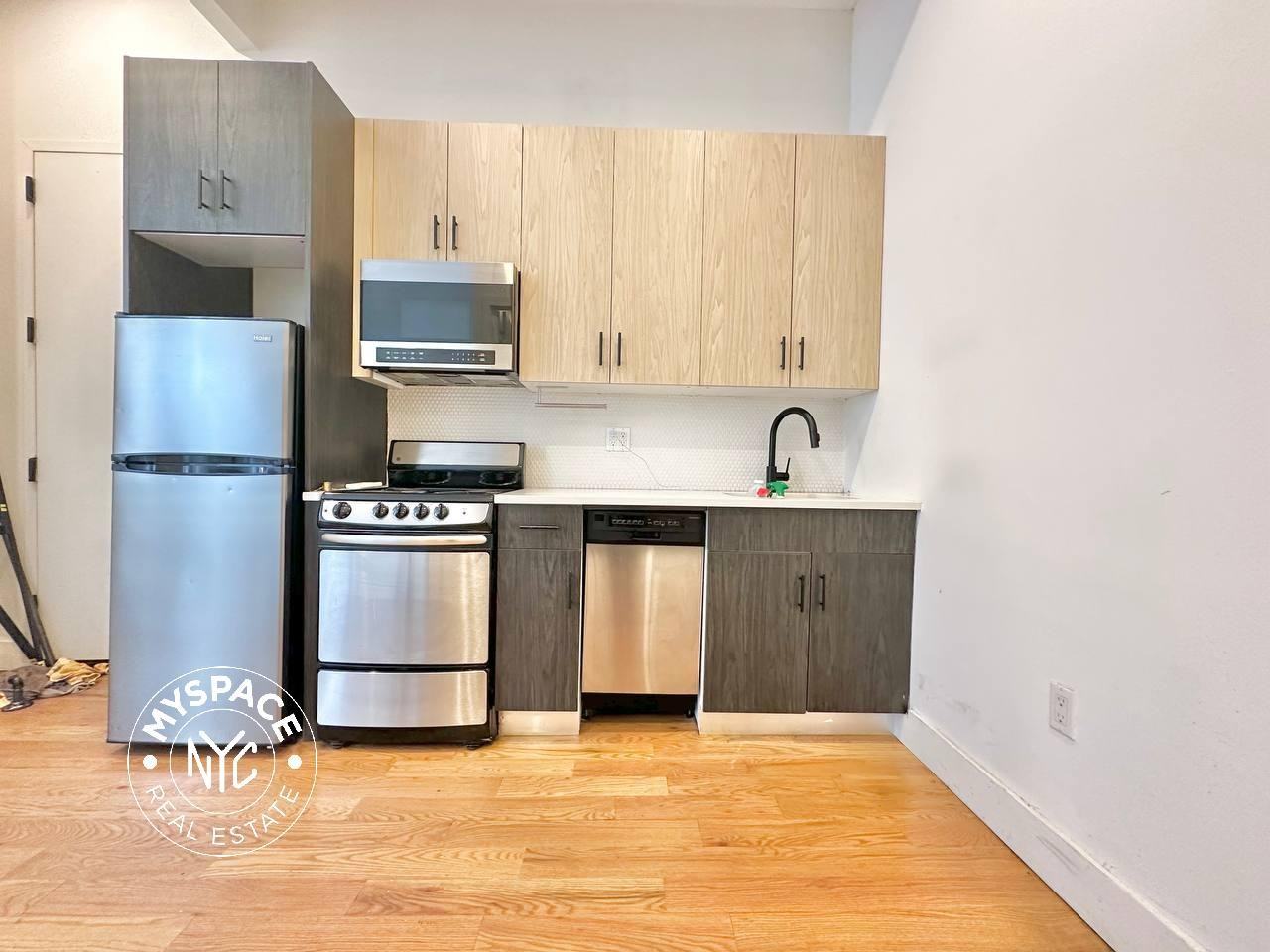 1689 Sterling Pl #1F - Photo 4 of 10