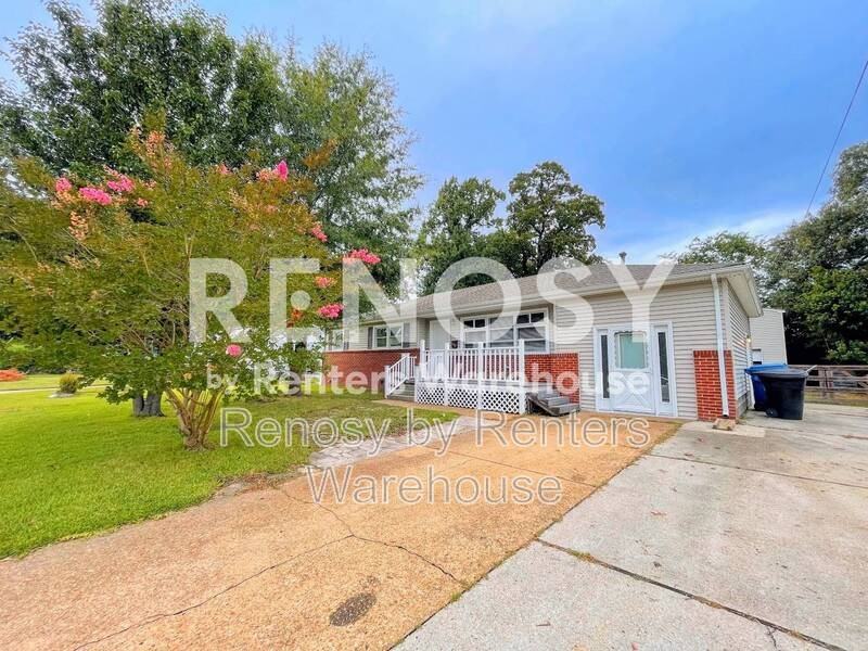 1509 Sagewood Dr - Photo 2 of 32