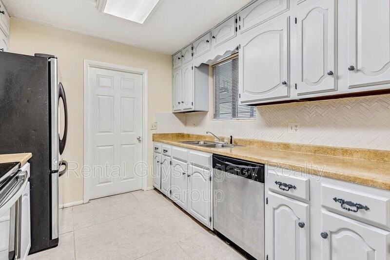 3828 Freel Rd - Photo 6 of 24
