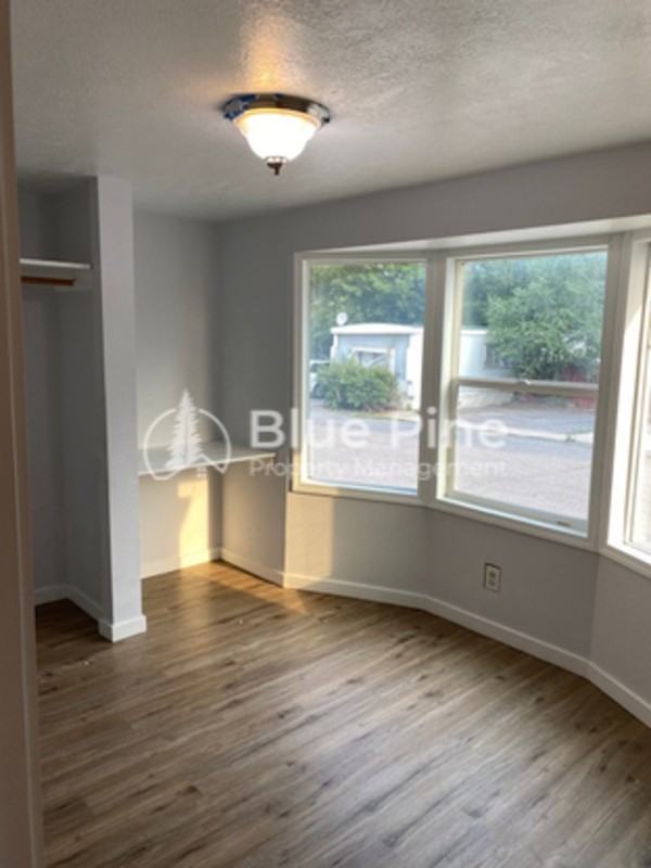 925 Wilson Ave #23 - Photo 5 of 11