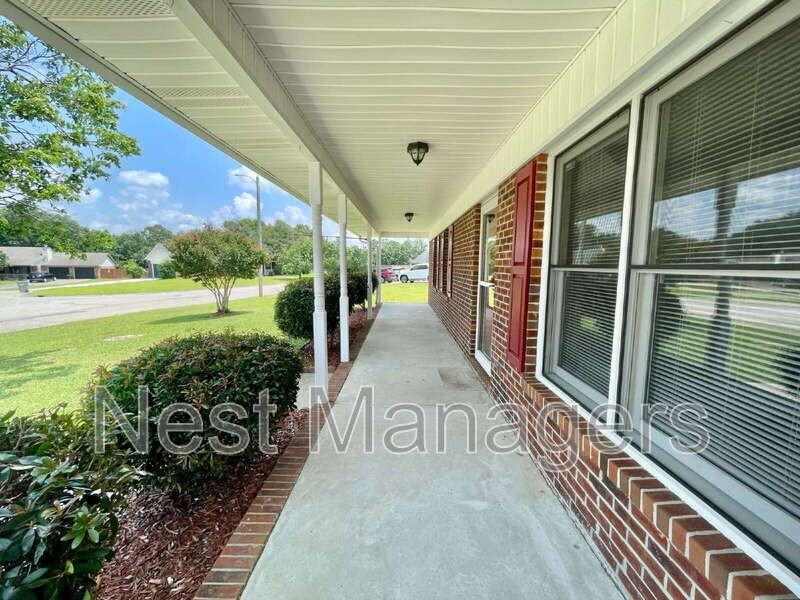 172 Finch Rd - Photo 3 of 24